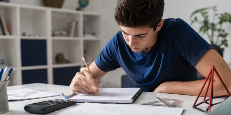 Cómo resolver problemas matemáticos paso a paso en primaria